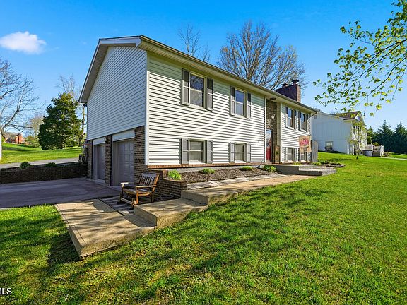 2nd image of 408 Gaffney Rd