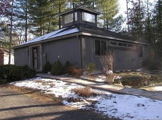 4 Finch Run, Avon, CT 06001