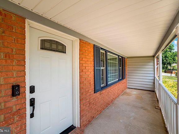 4th image of 7200 Wickford Dr