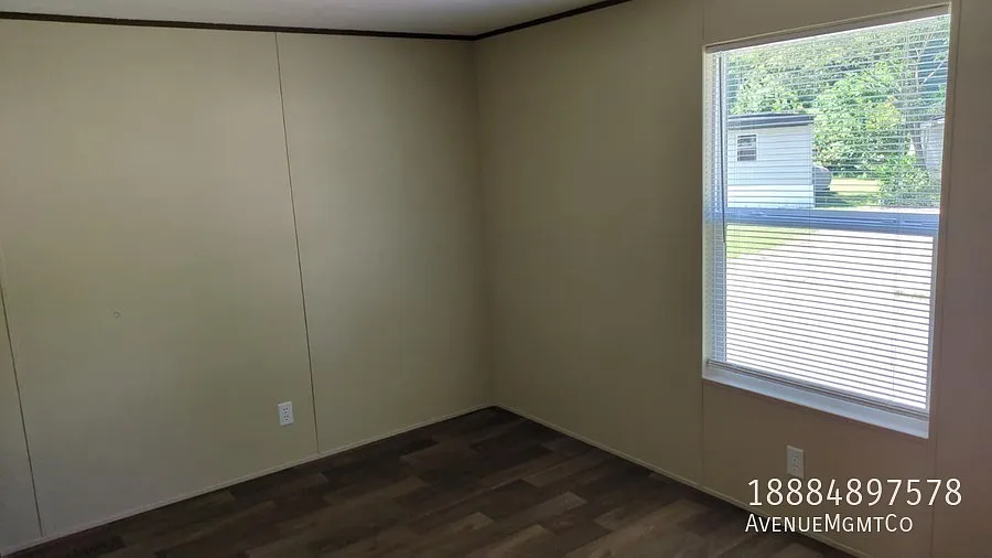 3BR Home in Paradise Hills Estates in Maiden — Photo 4