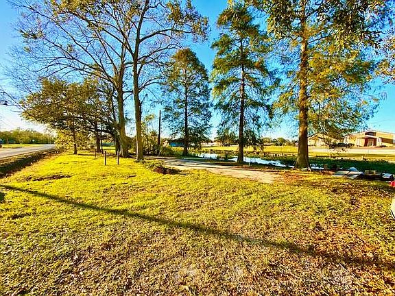 4th image of 4373 Country Dr