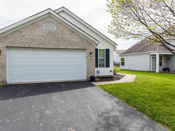 3rd image of 3194 Kings Realm Ave