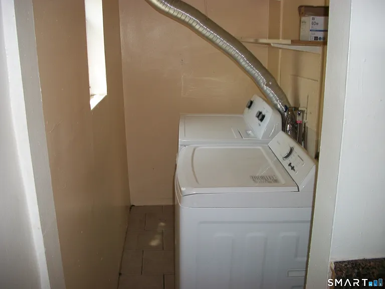 27 Lilac St #2 — Photo 15