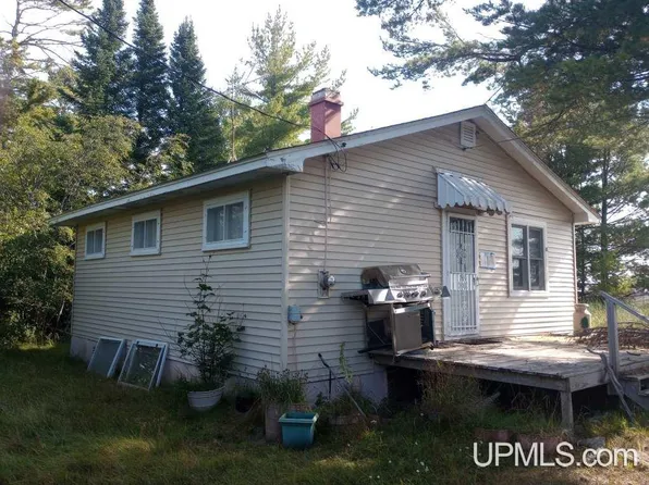 53776 Kuivanen Rd, Lake Linden, MI 49945