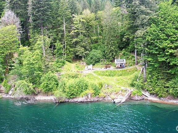 2nd image of 1910 W Cushman Ridge Drive
