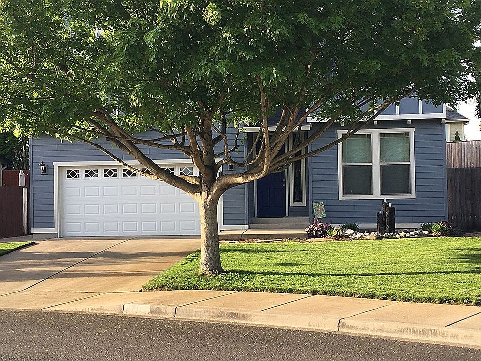 1st image of 4714 NE 43rd St