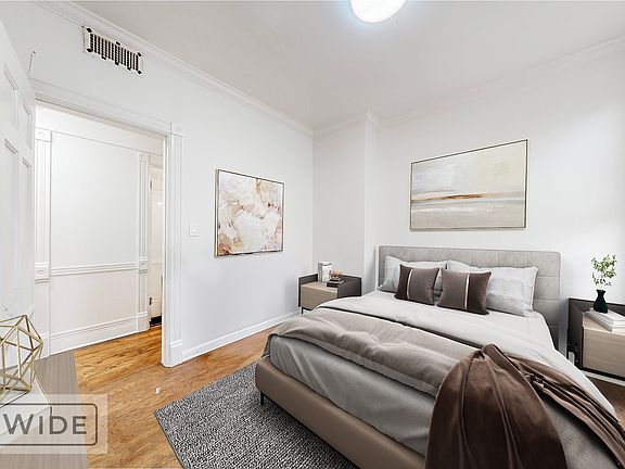 3rd image of 101 W 70th St APT 2S