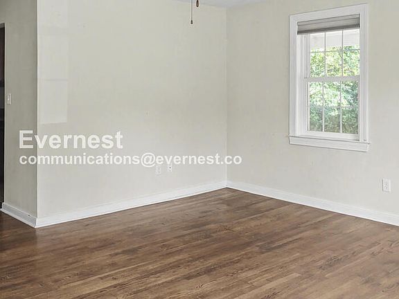 4th image of 907 Coleman Dr