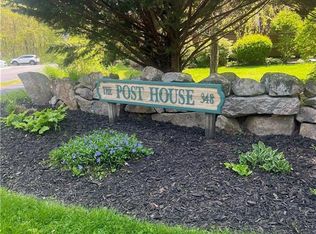 348 Boston Post Rd APT C12, Waterford, CT 06385