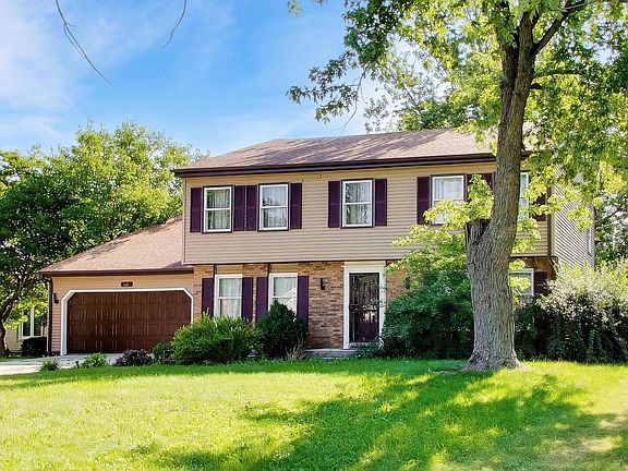 2nd image of 3575 Donovan Dr