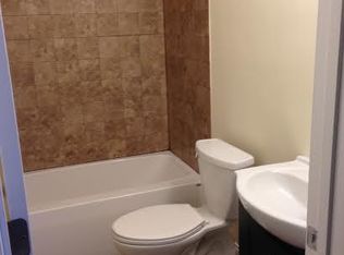 423 Pawtucket St, Lowell, MA 01854