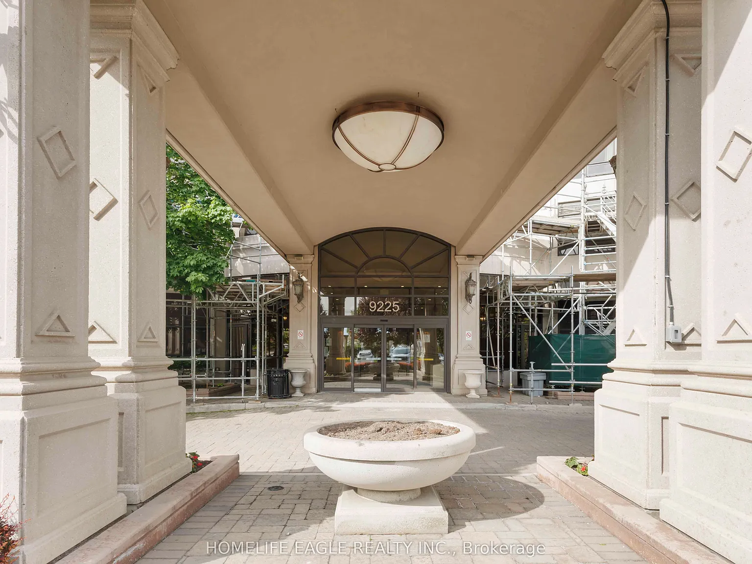 2 bed, $3,200 — Photo 2