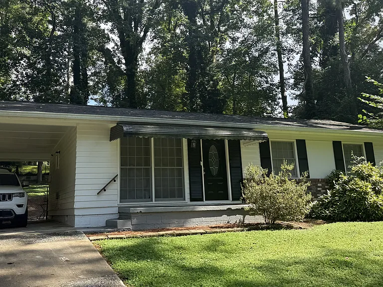 114 Lucia Dr SE — Photo 12