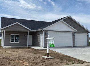 6934 Butler Loop, Lincoln, ND 58504