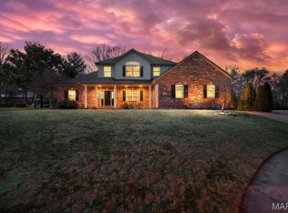 35 Meadow Rue Dr, Edwardsville, IL 62025