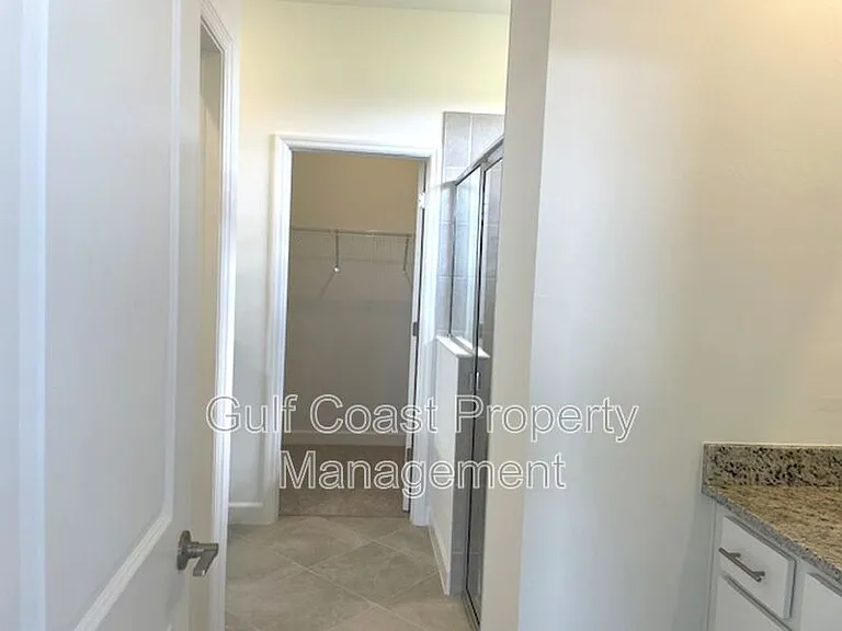 5316 Crystal Harbor Cv — Photo 12