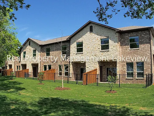 1601 Riney Rd #104 Photo 1