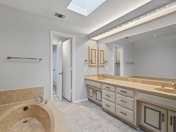 3rd image of 3415 Cyrus Ct #1A-662715
