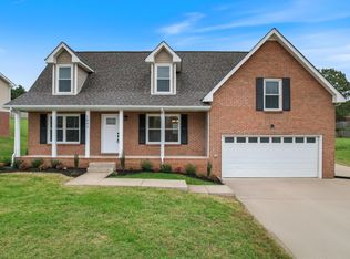 1843 Twin Rivers Rd, Clarksville, TN 37040