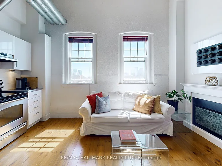183 Dovercourt Rd #504 — Photo 6
