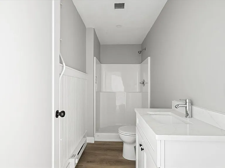 22 Waverly St #102 — Photo 8