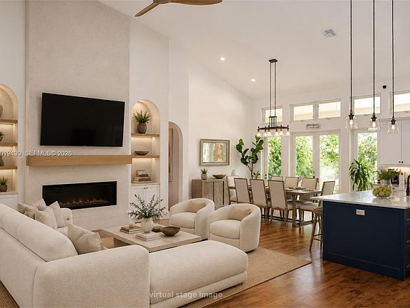 5th image of 2640 SW 137th Ter