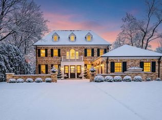 6920 North Barnett LANE, Fox Point, WI 53217