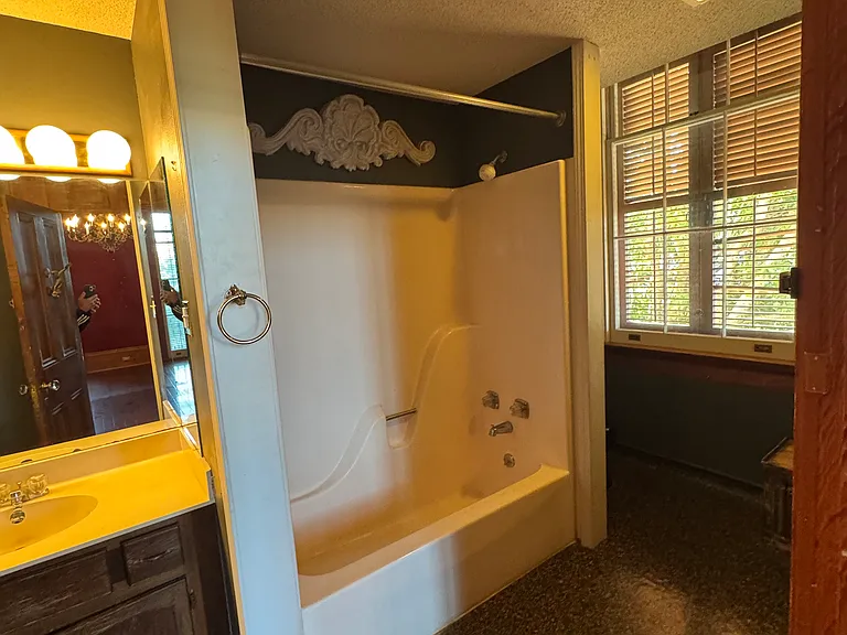 1206 N White St #5 — Photo 15