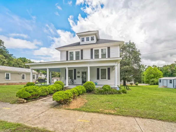 129 Battle Ave, Warrenton, NC 27589