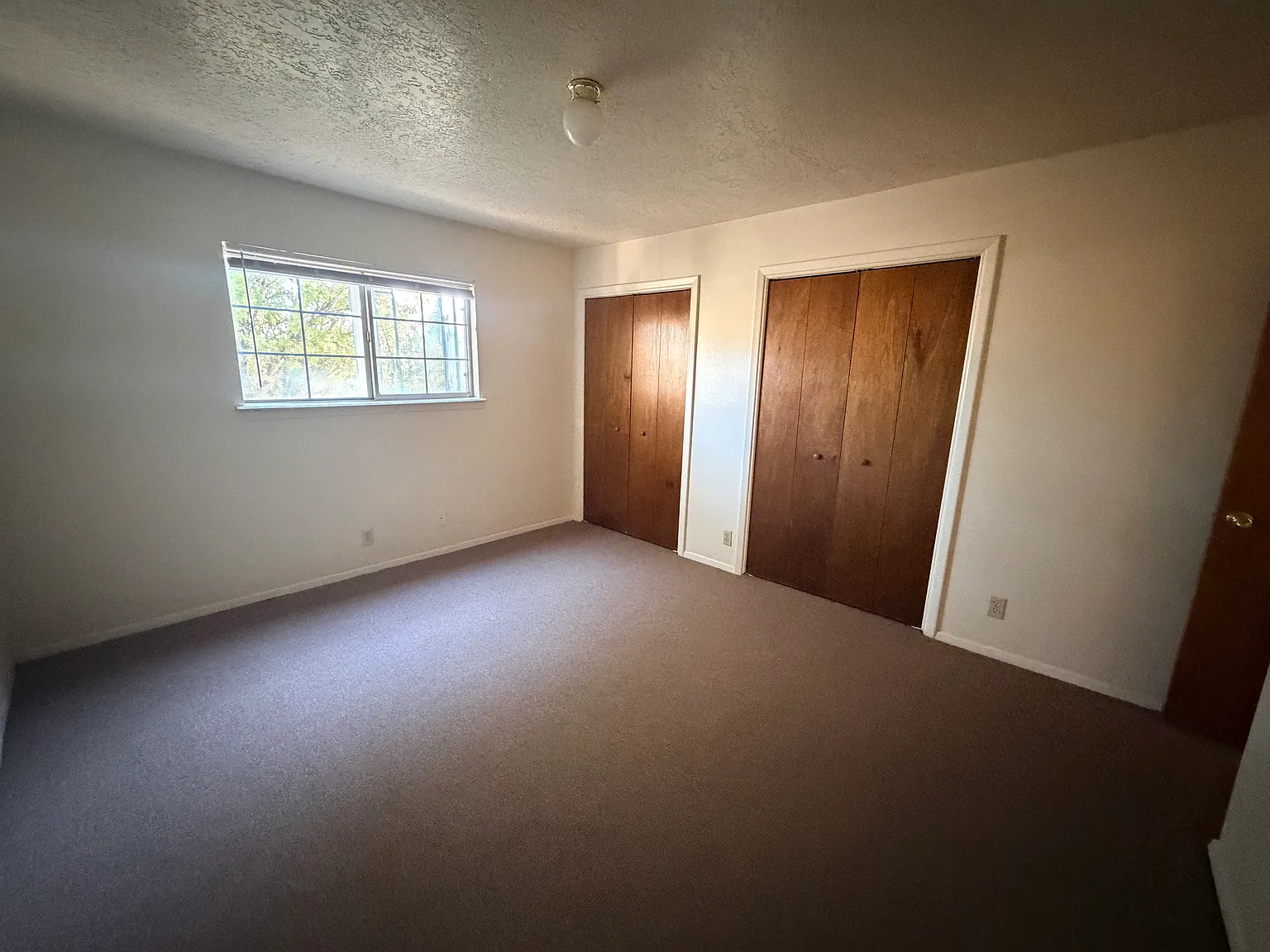 1 bed, 750 sqft, $1,100 — Photo 2