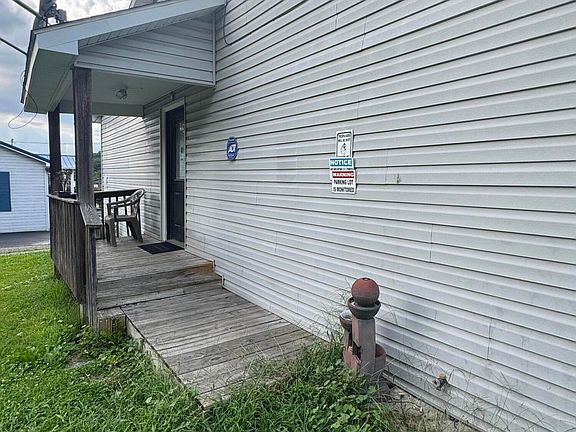 2nd image of 838 Ritter Dr