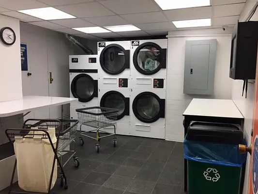 Rented by R New York | media 19