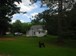 E553 Wolf River Rd, Iola, WI 54945