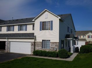 2046 Mockingbird Ave, Shakopee, MN 55379