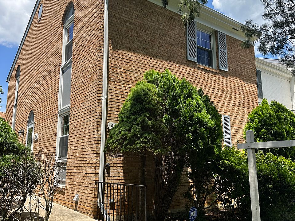 1st image of 4524 Pinecrest Heights Dr
