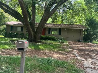 910 S Jackson St, Brookhaven, MS 39601