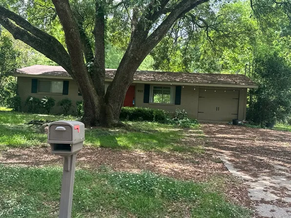 910 S Jackson St, Brookhaven, MS 39601