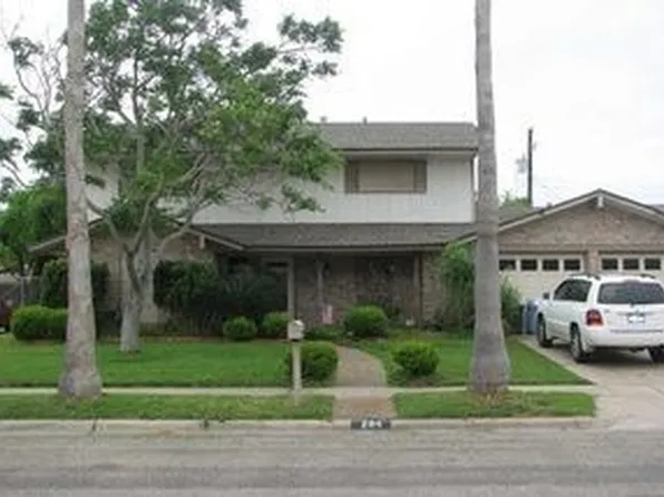 204 Trinity Dr, Portland, TX 78374