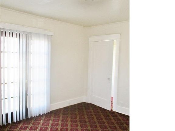 3rd image of 474 W 45th St #1/2