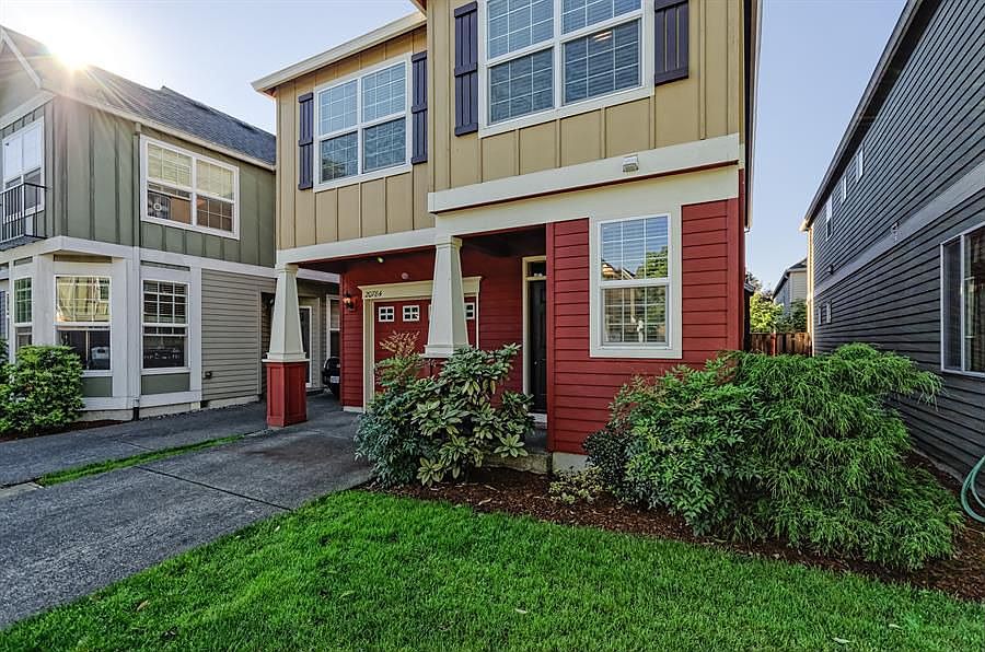 2nd image of 20784 SW Skiver St
