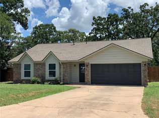 1004 Val Verde Dr, College Station, TX 77845