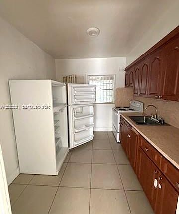 5th image of 760 SE 7th Ave #760
