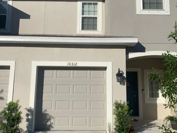 10312 Oakside Dr, Palmetto, FL 34221