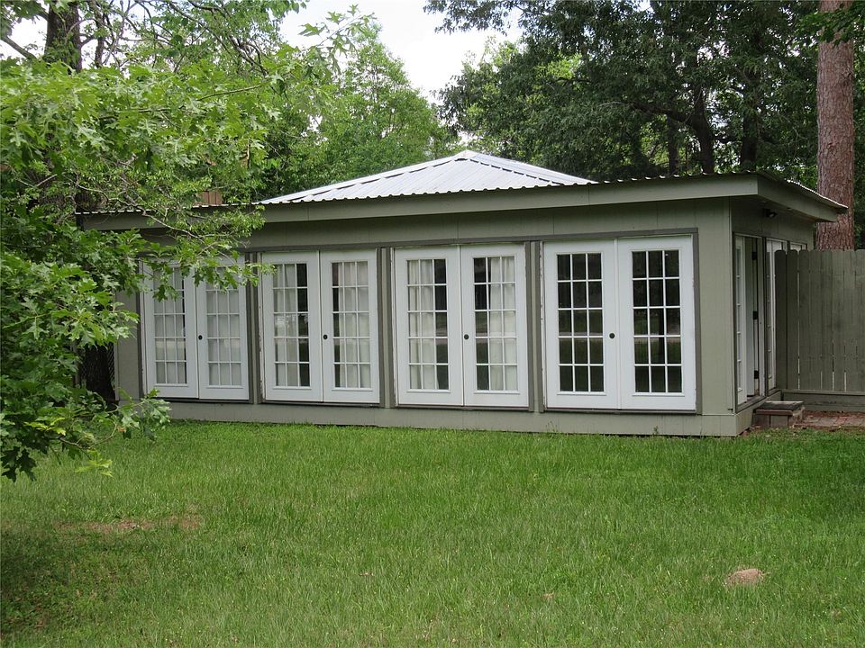1st image of 184 Hickory Dr