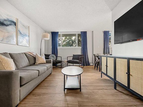 3rd image of 313 N 20th Ave SW #101