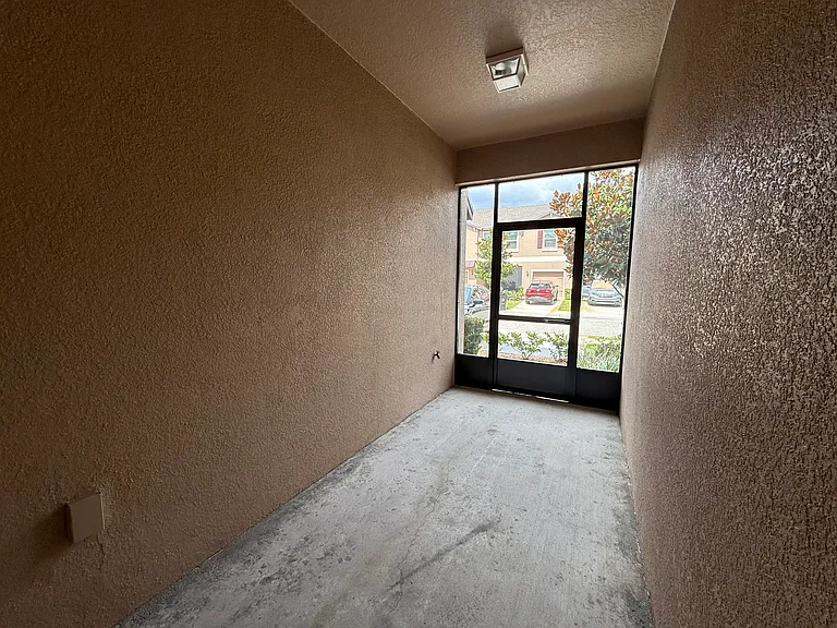 8519 Reedville St — Photo 4