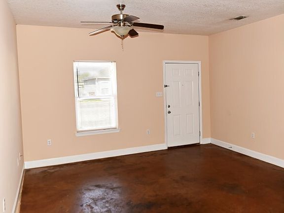 4th image of 11400 New Orleans Ave #A