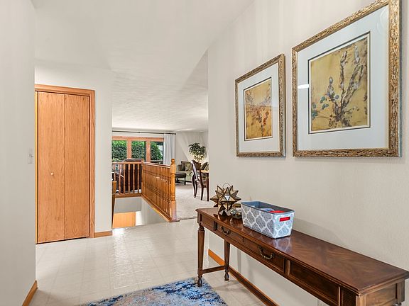 2nd image of 7148 Weathered Oak Ln