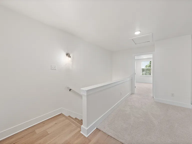 5811 S 31st St #203 — Photo 26