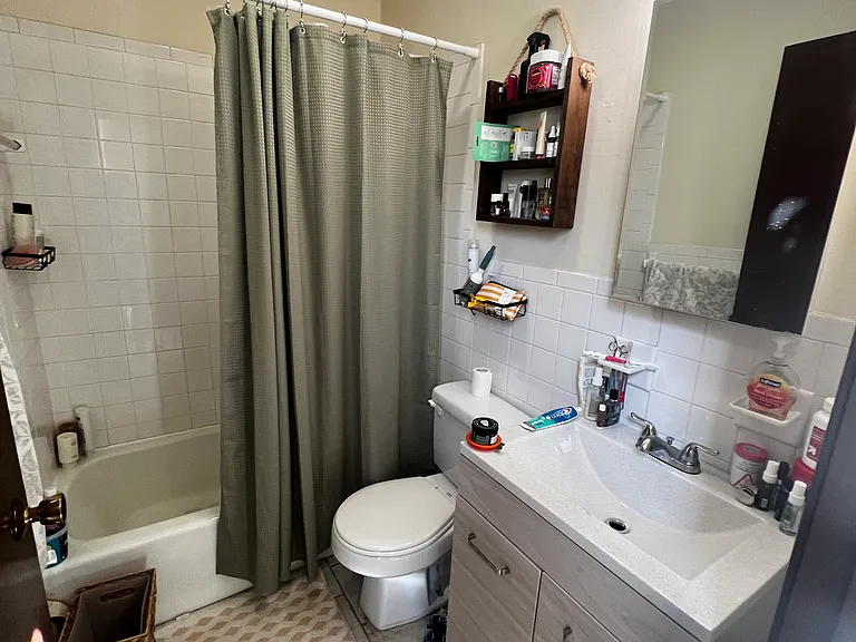 247 Pearl St #103 — Photo 6